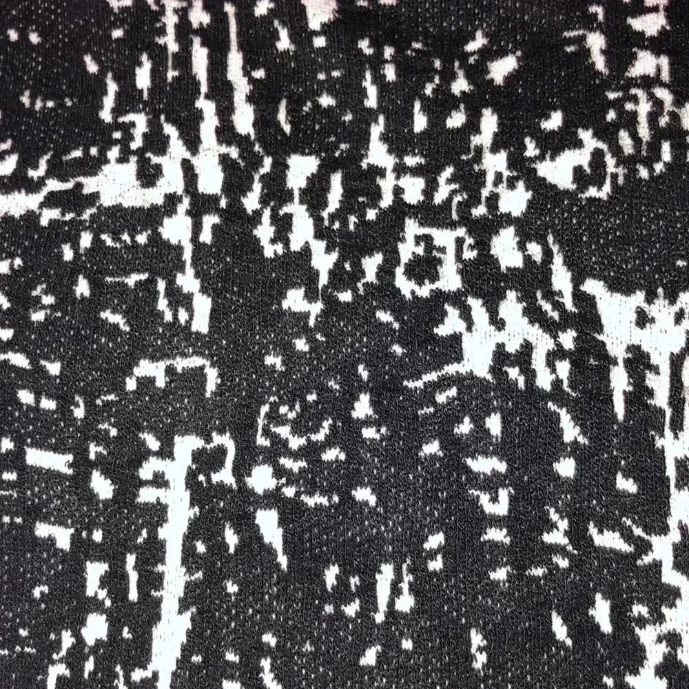 Forever 21 Cap-Sleeve Light Sweater Top - Picture 4 of 4